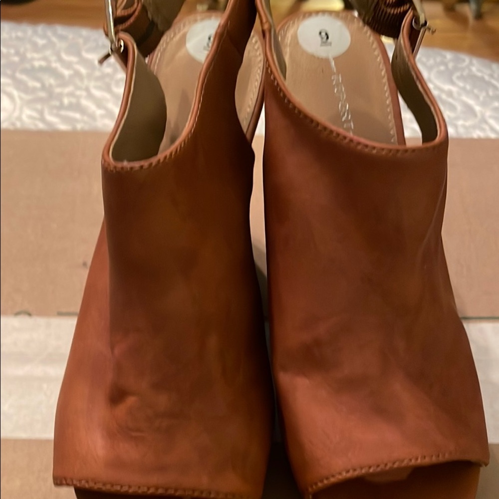 Women's Brown Peep-Toe Heels
